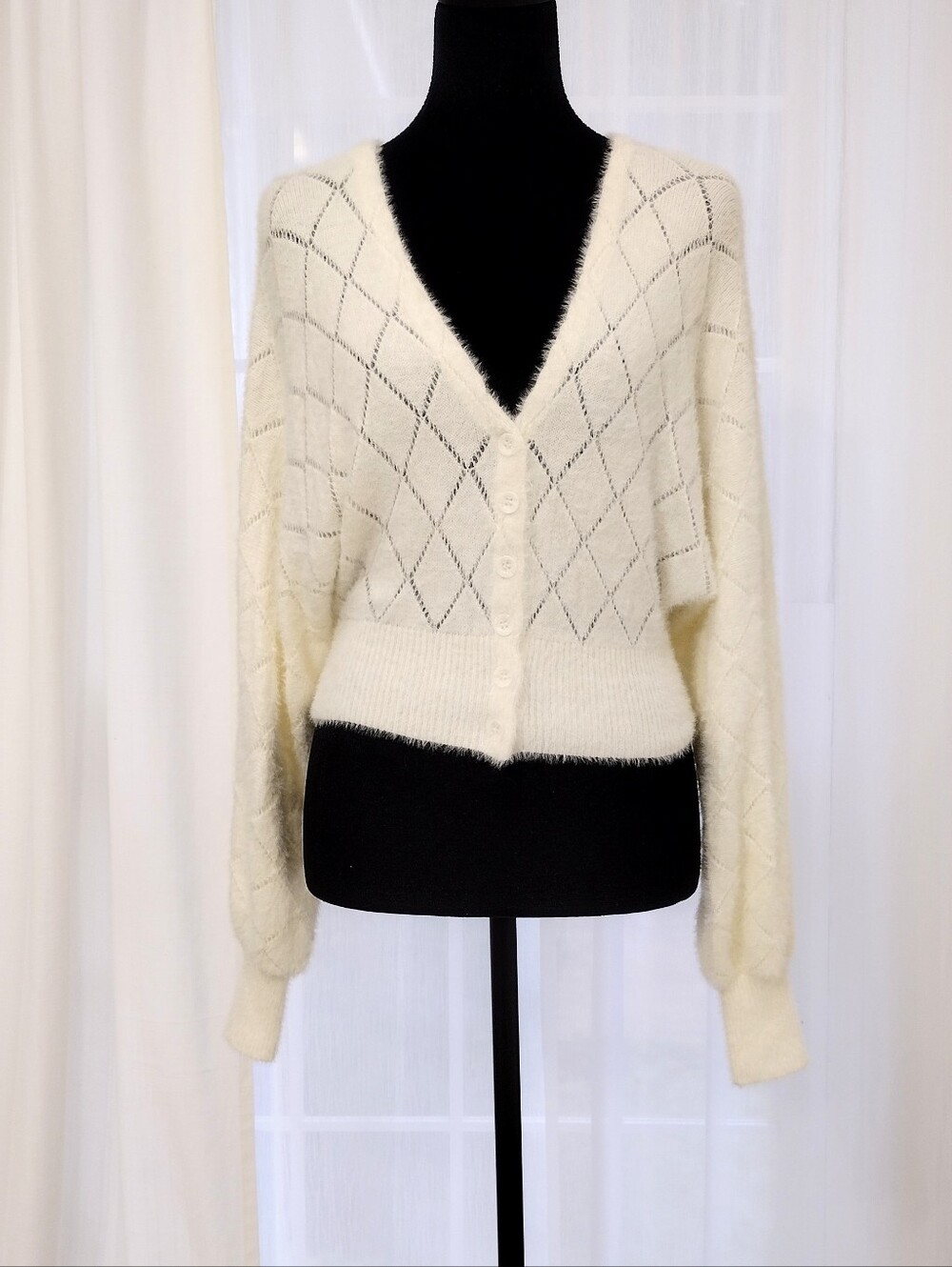 Forever 21 Ivory V-Neck Button-Front Sweater Cardigan